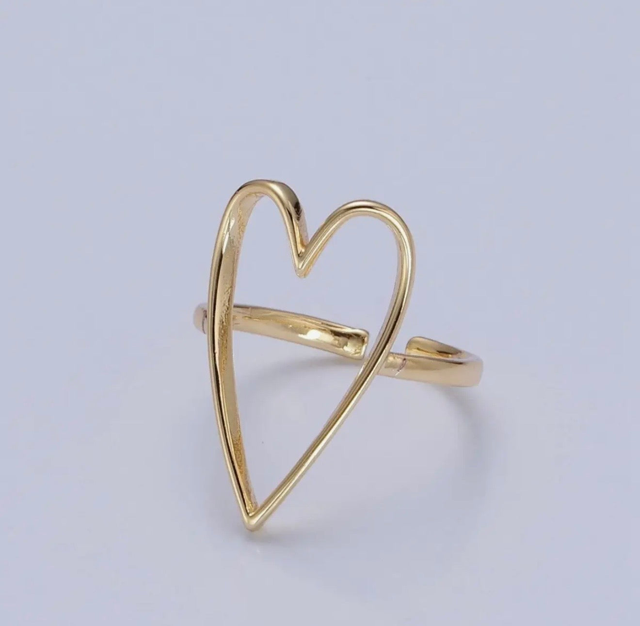 Simple Gold Heart Ring – Maverick James